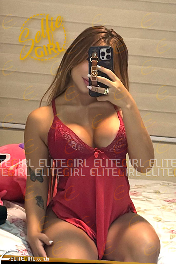 MAVI BUARQUE EliteGirl