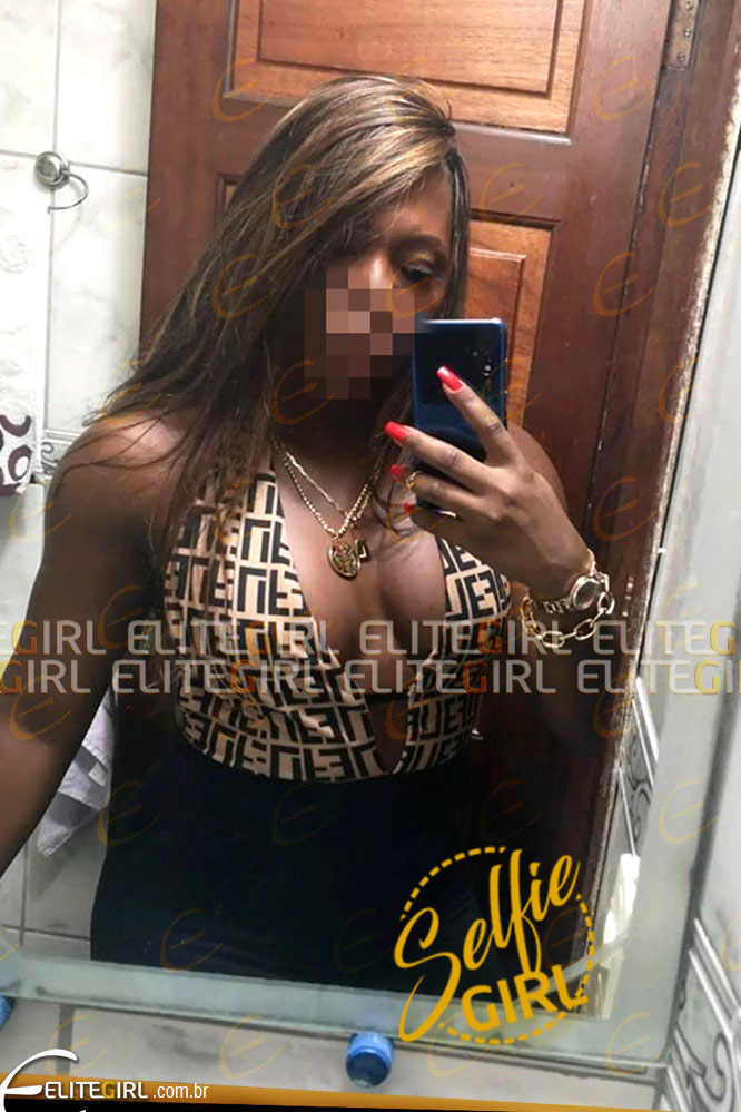 Bia Brandão EliteGirl