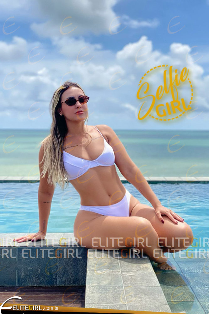 EDUARDA SALES EliteGirl