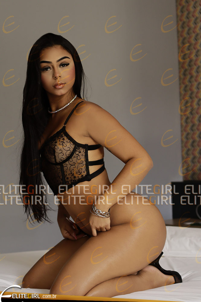 Elite Girl Livia Abravanel